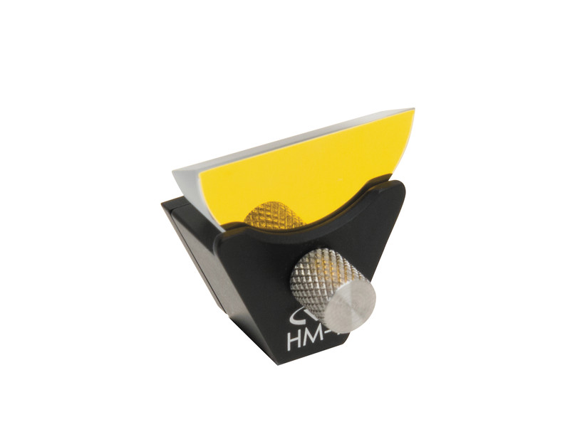 D-Shaped Broadband Metallic Mirrors D-Shaped Broadband Metallic Mirrors