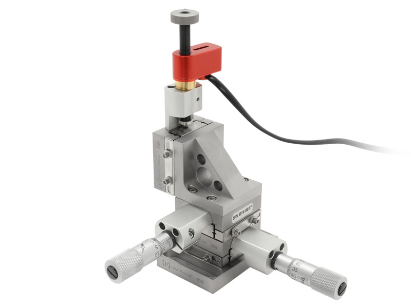 0.5 in. Travel Crossed-Roller Bearing Piezo Stages