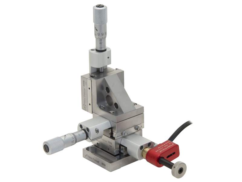 0.5 in. Travel Crossed-Roller Bearing Piezo Stages