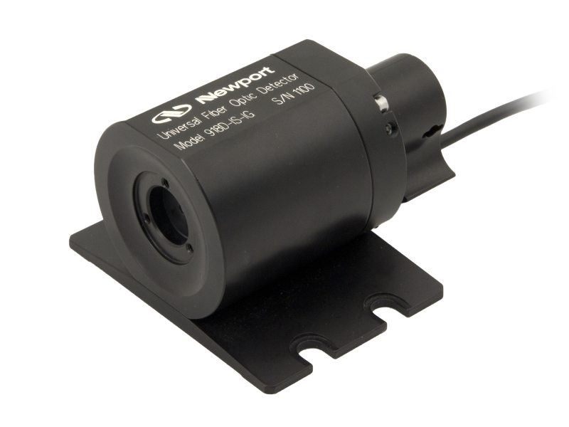 integrating sphere based universal fiber optic photodetector model 918d-is-ig